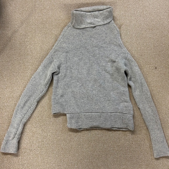 Babton Wool and Cashmere Turtle neck sweater - Picture 1 of 1